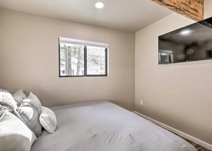 Fire Pit + Atv Trail Access: Cabin! Munds Park